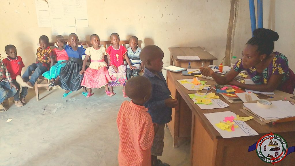 Read more about the article Cards-brain teaser game to 4-6 Children during Qualitative data collection at Nanyala village – Nanyala ward.